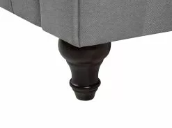 Beliani Iso Vaaleanharmaa Kangasverhoiltu Nojatuoli CHESTERFIELD -Käsinojalliset tuolit Winkel undef src sa picid 709433 type whitesh image