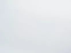 Beliani Sivupöytä Lasitasolla Metalli Valkoinen/hopea MERIDIAN II 16 Beliani Sivupöytä Lasitasolla Metalli Valkoinen/hopea MERIDIAN II -Käsinojalliset tuolit Winkel undef src sa picid 758989 type whitesh image