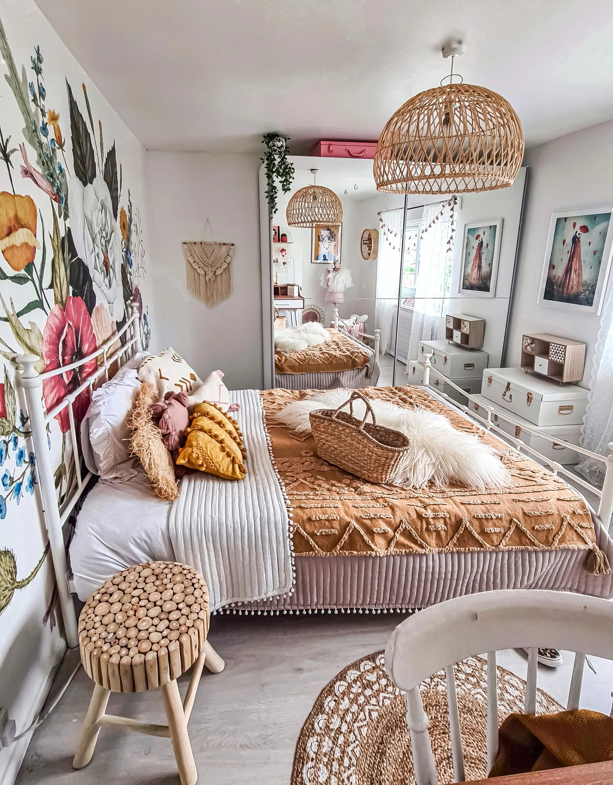 Beliani Yöpöytä Tiikki Vaalea Puu NAMPA - Image 3