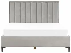 Beliani Sänky Sametti Säilytystila Vaaleanharmaa SEZANNE Useita Kokoja 16 Beliani Sänky Sametti Säilytystila Vaaleanharmaa SEZANNE Useita Kokoja -Käsinojalliset tuolit Winkel undef src sa picid 799875 type whitesh image