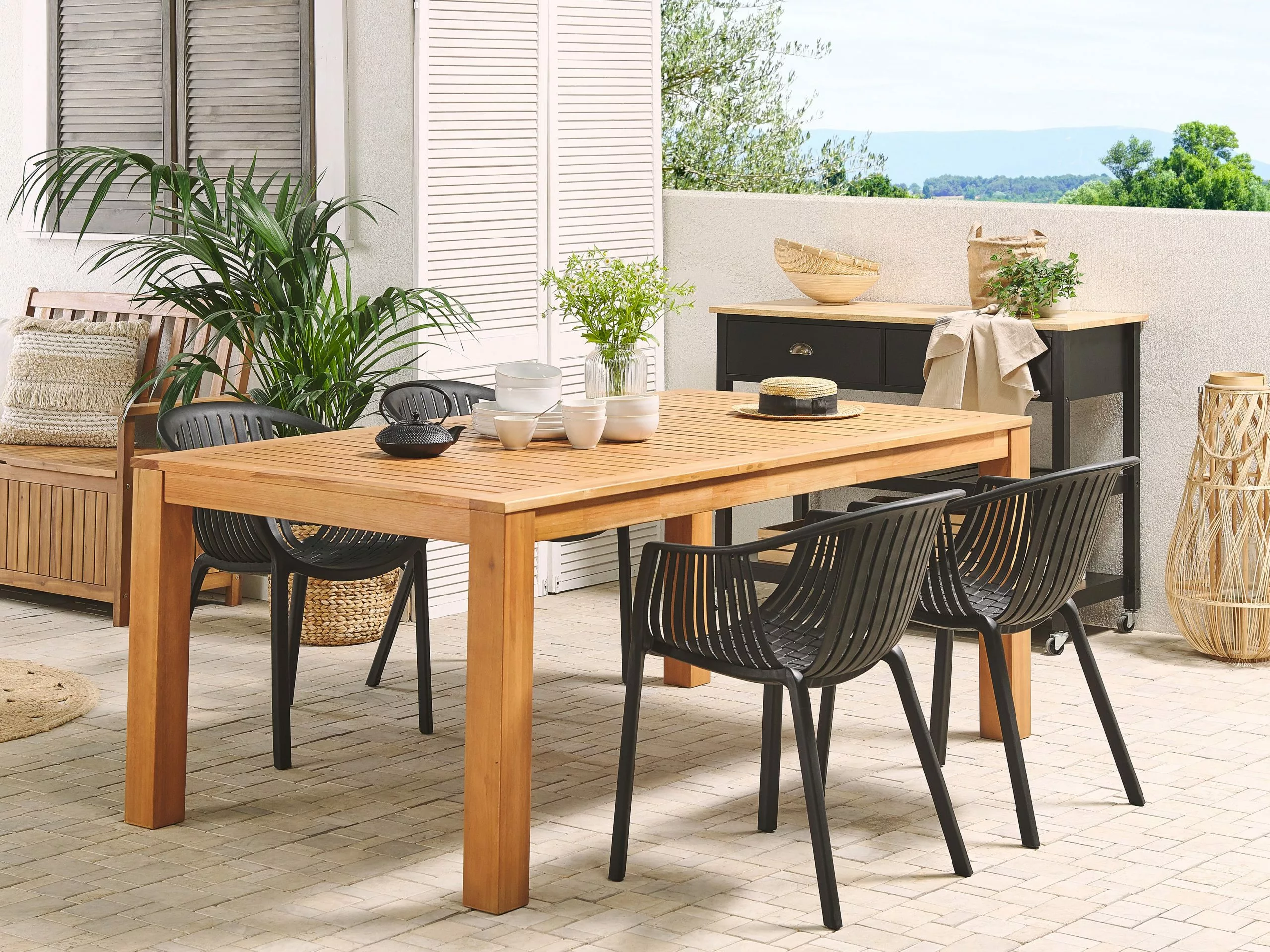 Beliani Puutarhatuoli Muovi Musta 4 Kpl NAPOLI 2 Beliani Puutarhatuoli Muovi Musta 4 Kpl NAPOLI - Image 2