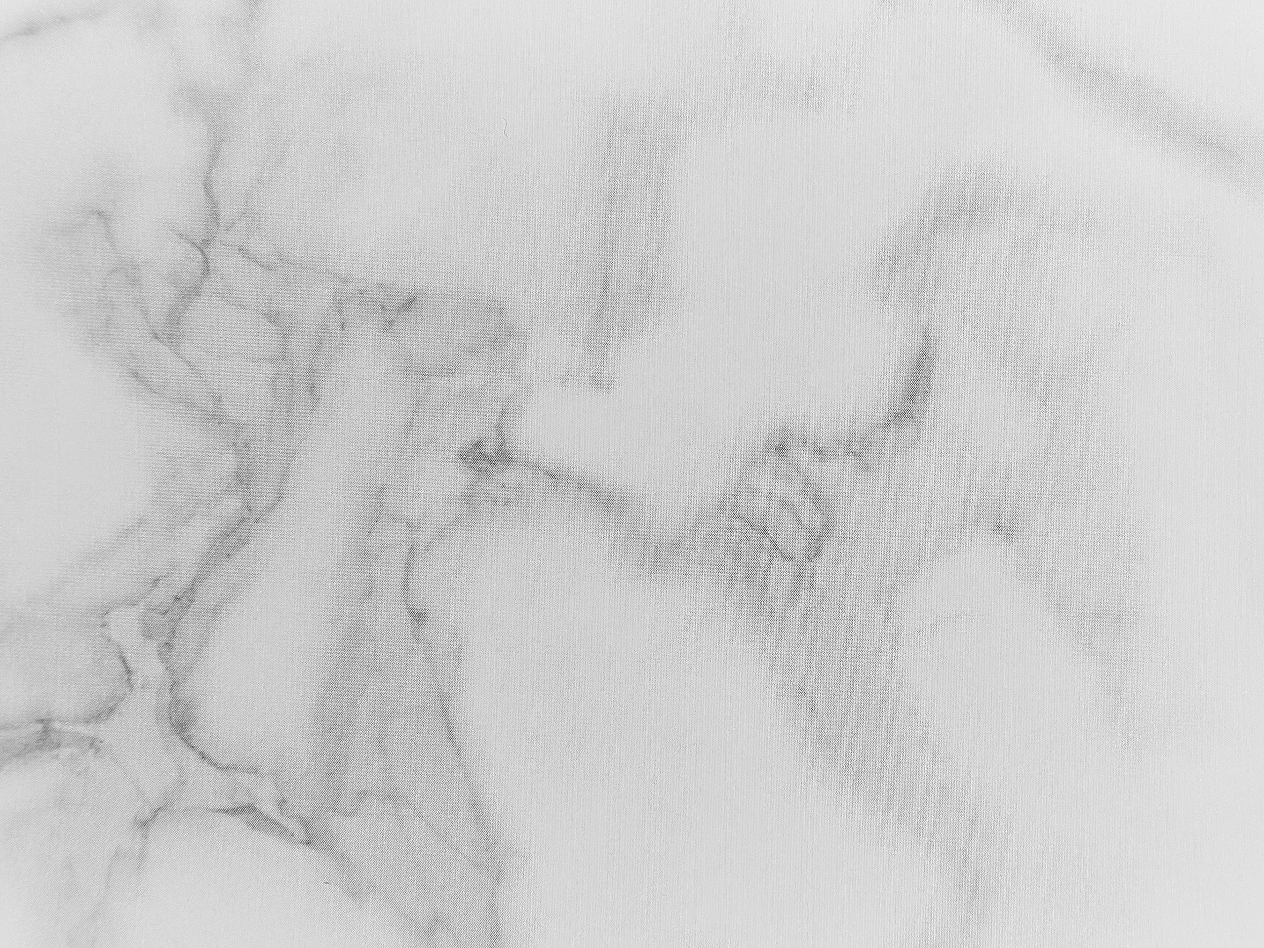 Beliani Konsolipöytä Teräs Marmorikuvio Valkoinen/hopea CALVERT - Image 7