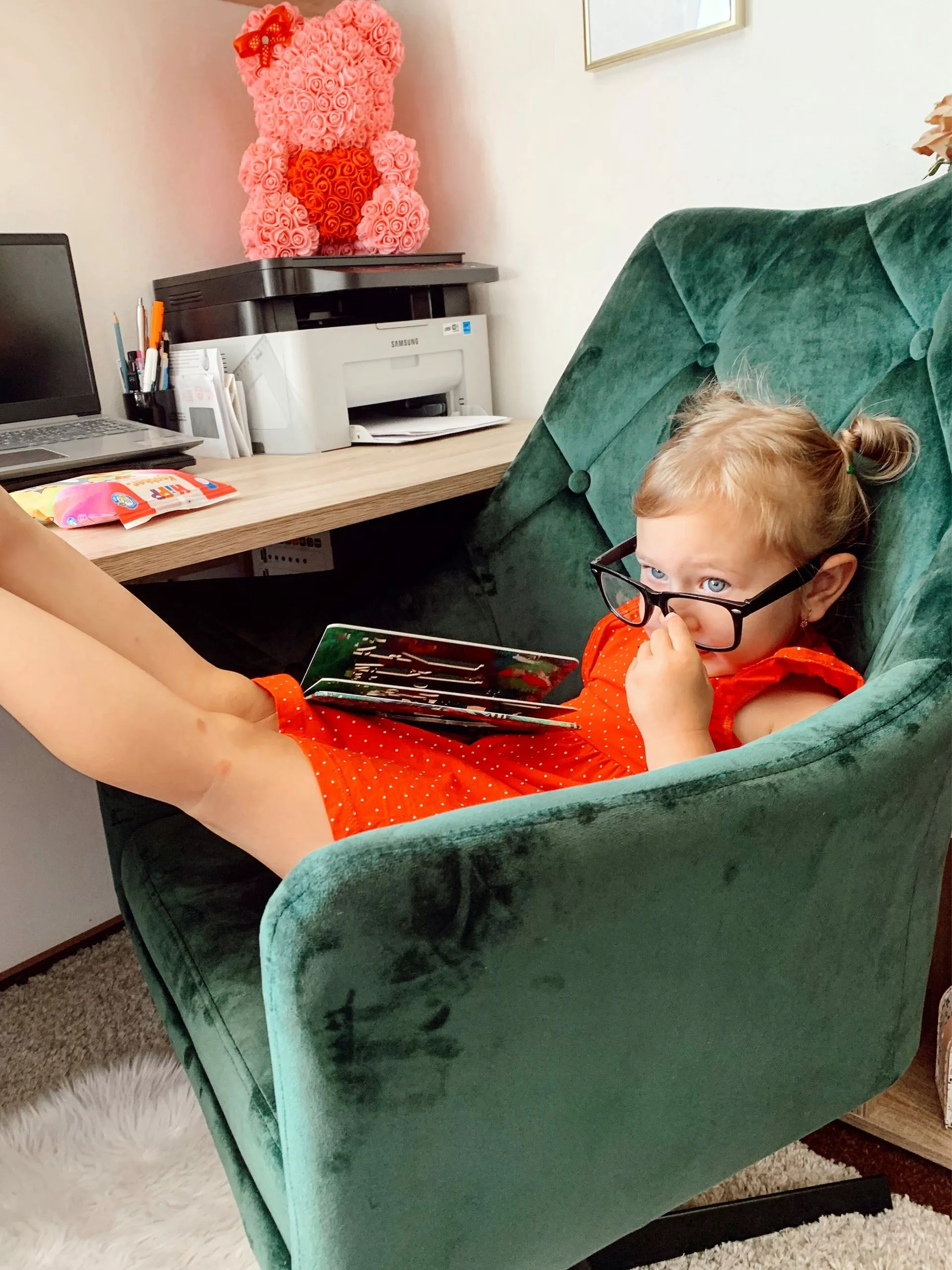 Beliani Nojatuoli Samettinen Tummanvihreä VAKSALA - Image 4