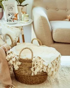 Beliani Nojatuoli Kangas Beige MOTALA -Käsinojalliset tuolit Winkel undef src sa picid 831898 type whitesh image