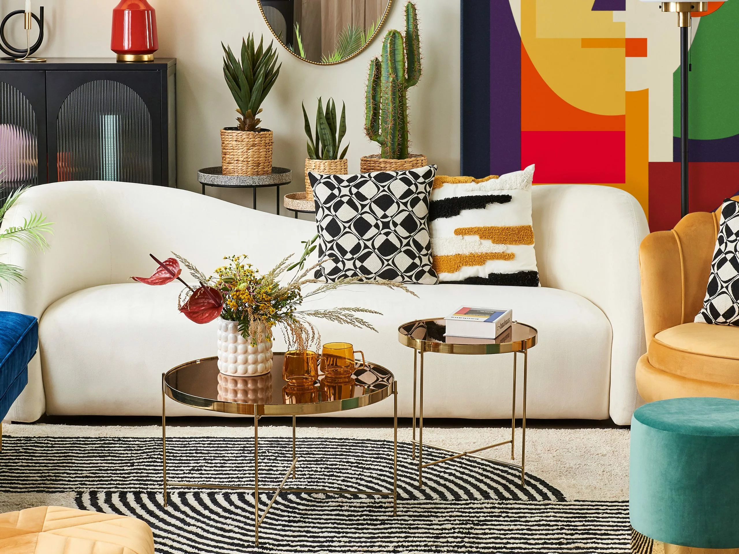 Beliani Sivupöytä Peililasitasolla Rauta Kulta LUCEA - Image 10