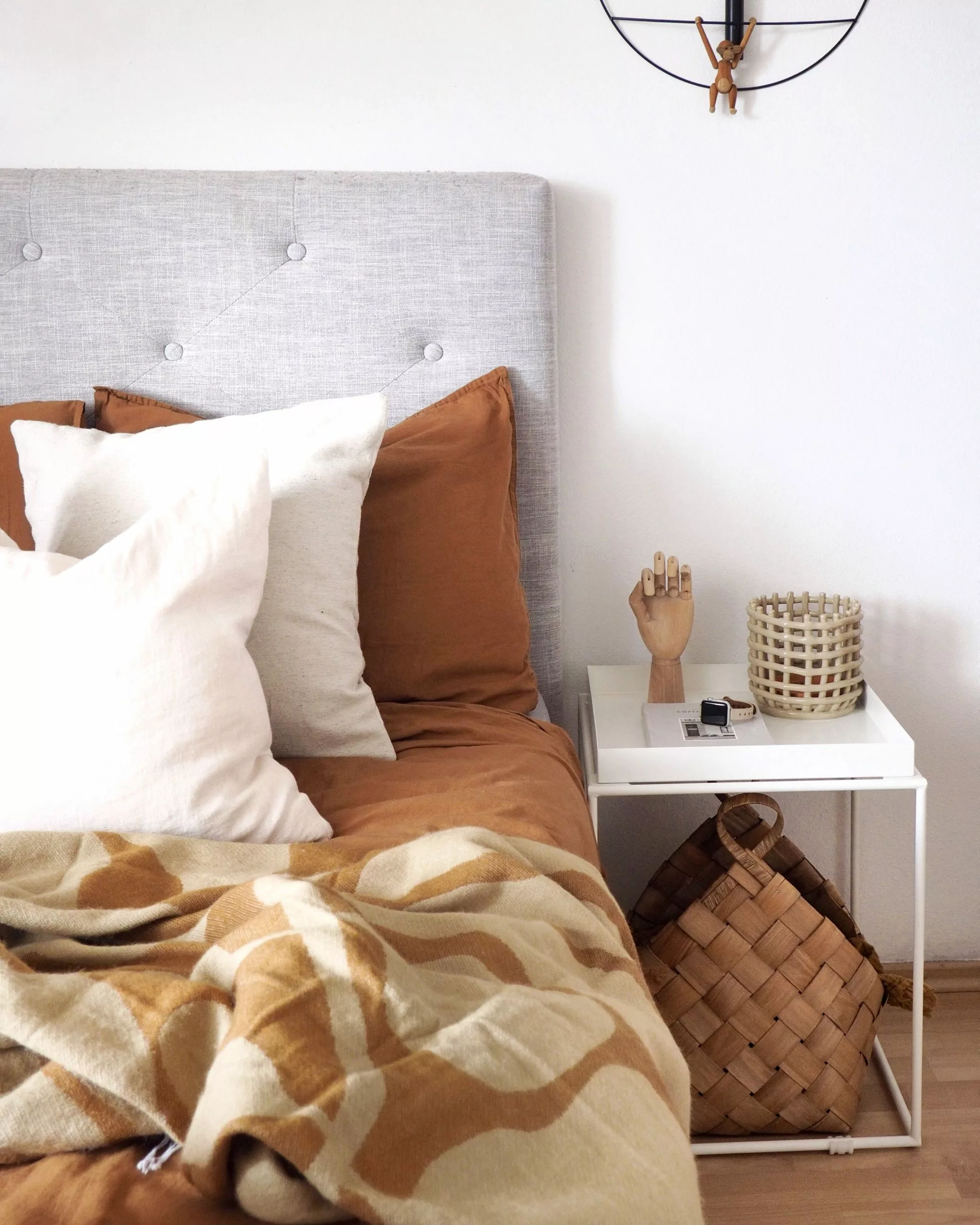 Beliani Sivupöytä Metalli Valkoinen SAXON - Image 9